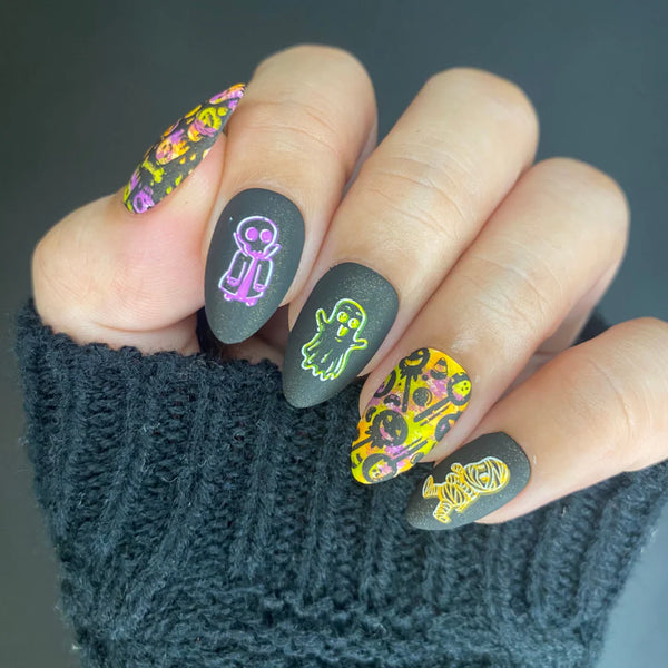 Maniology - Nail Stamping Starter Kit - Halloween Trick Or Treat