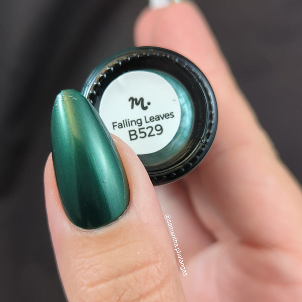 Maniology - Stamping Nail Polish - Harvest Hues: Falling Leaves (B529) - Green Metallic